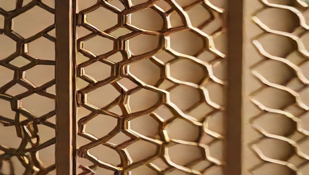 Folding Trellis Screen