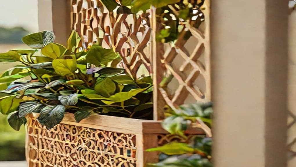 Trellis with Planter Box